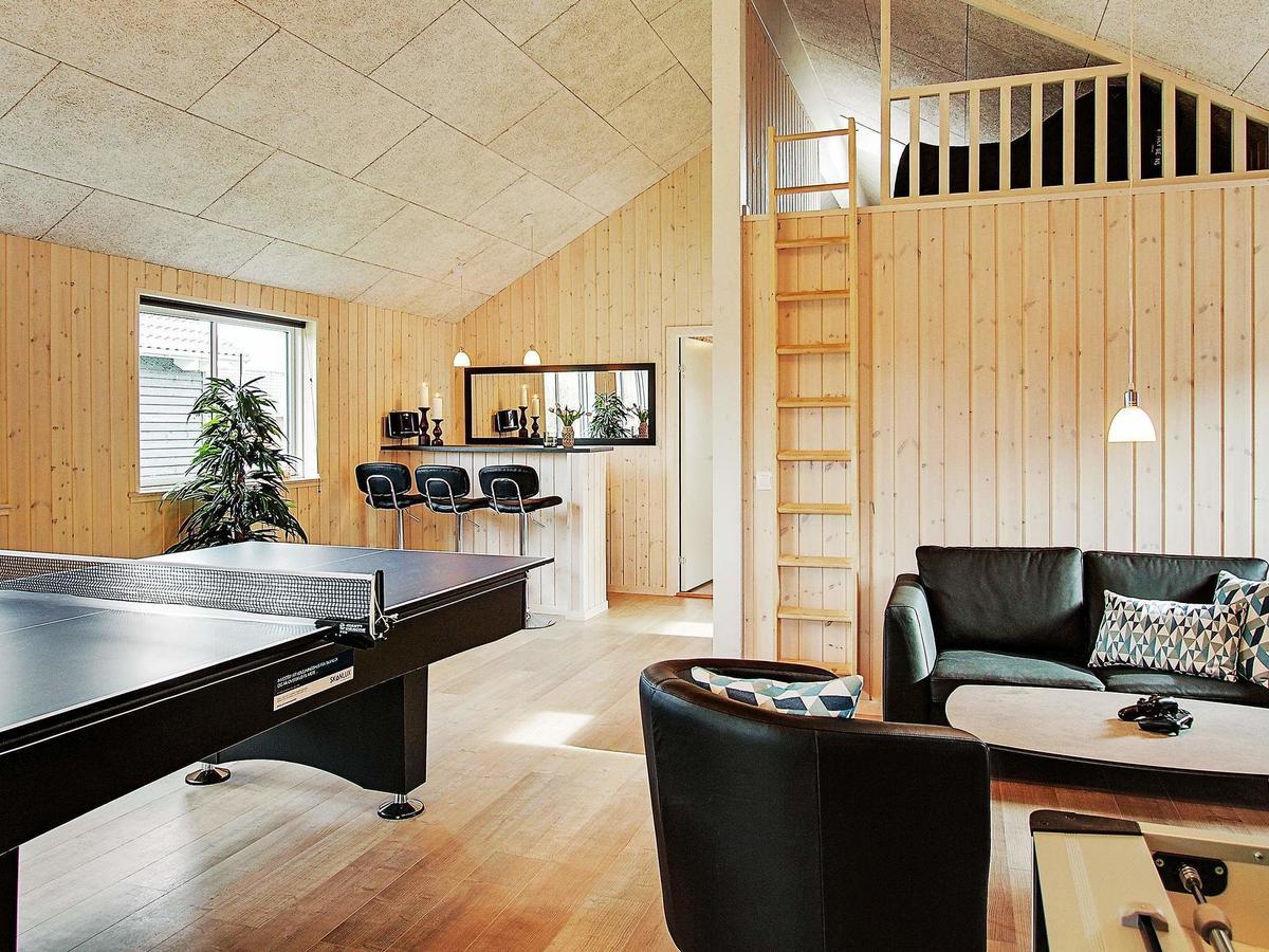 18 Person Holiday Home In Hasselberg カッペルン エクステリア 写真