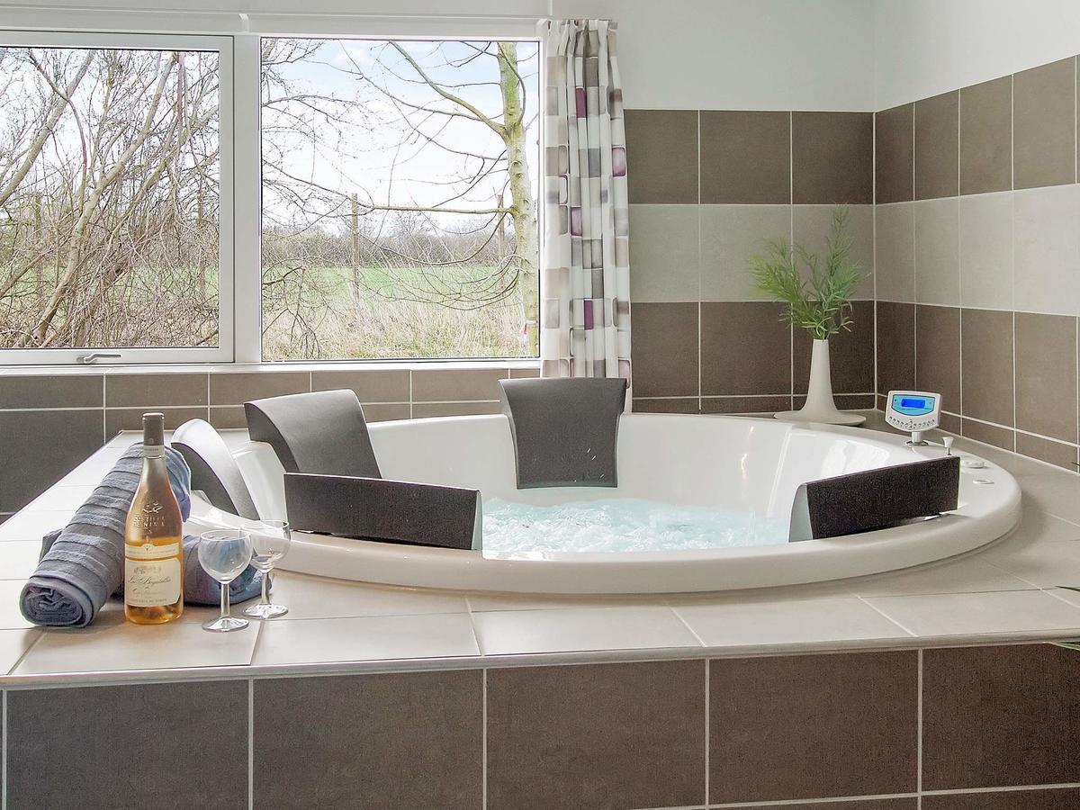 18 Person Holiday Home In Hasselberg カッペルン エクステリア 写真